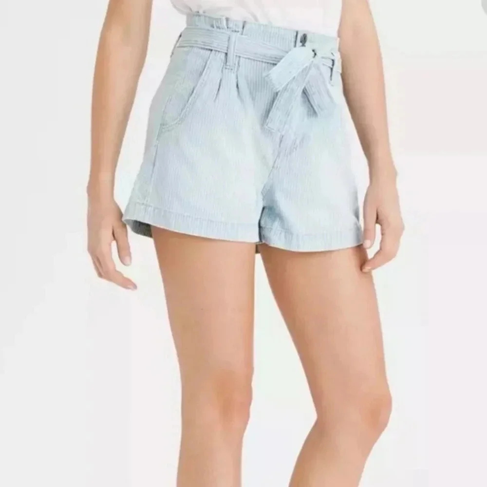AE Denim High Waist Mom Shorts Blue w White Stripes Women's‎ Size 16